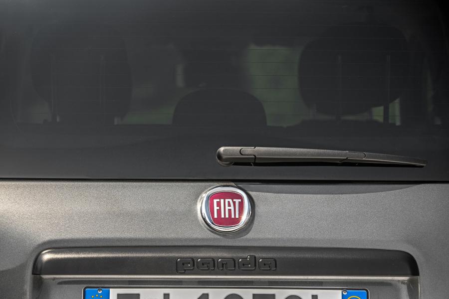 Детали экстерьера Fiat Panda 4x4 2017 года  (фото 5 из 26)